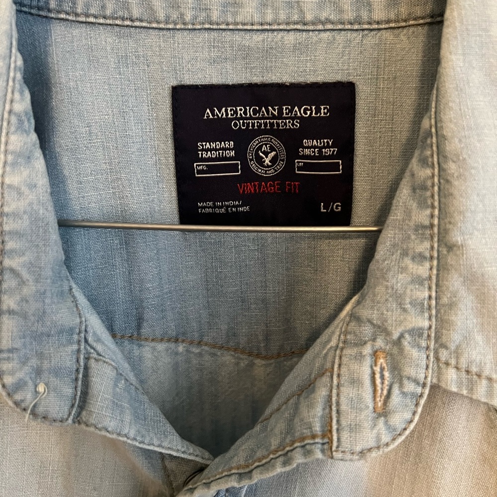 Men's American Eagle Denim Button up